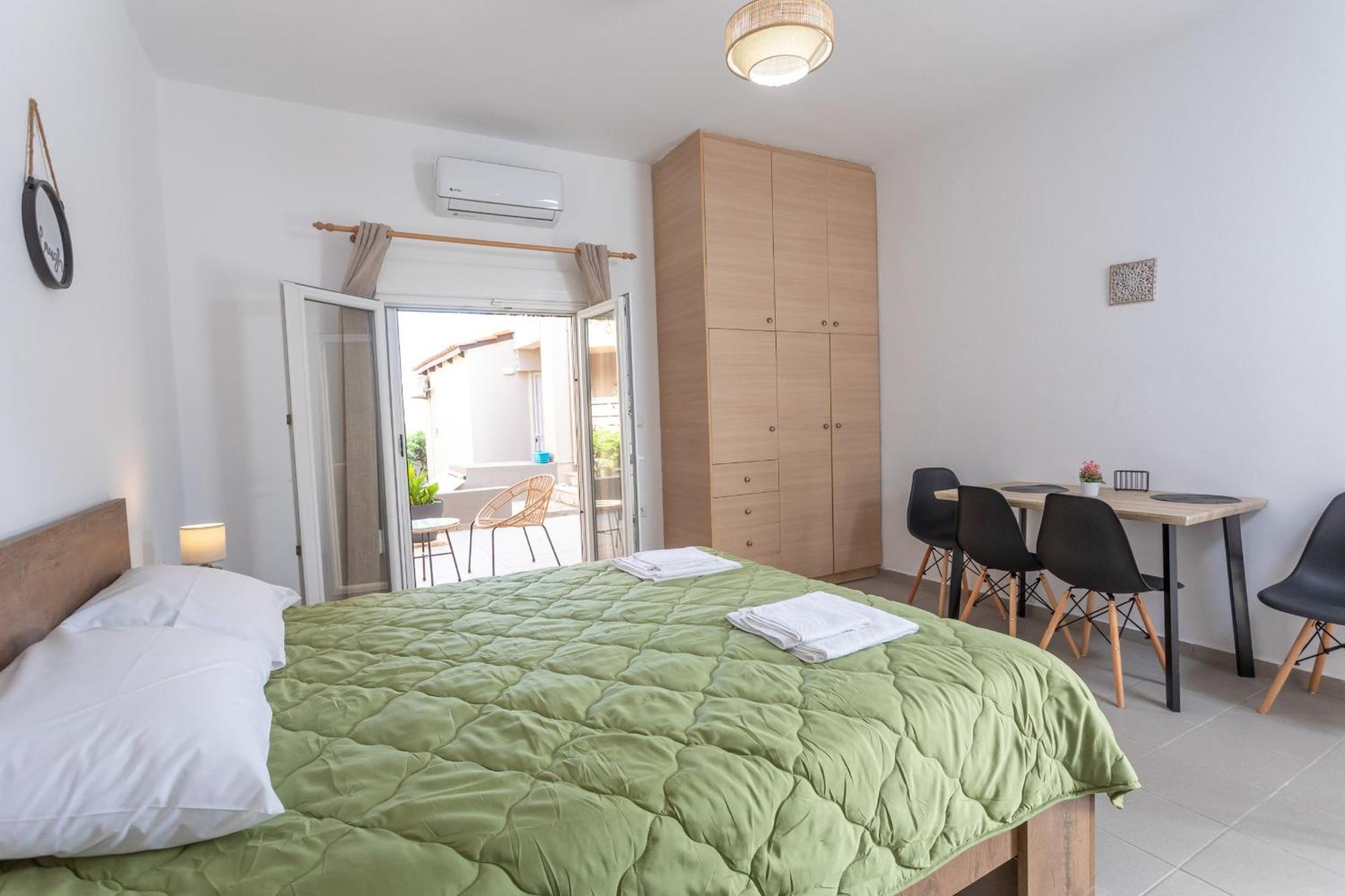 Dionysiasea 2 - Cozy Escape Steps From The Beach! Gazi Exterior photo