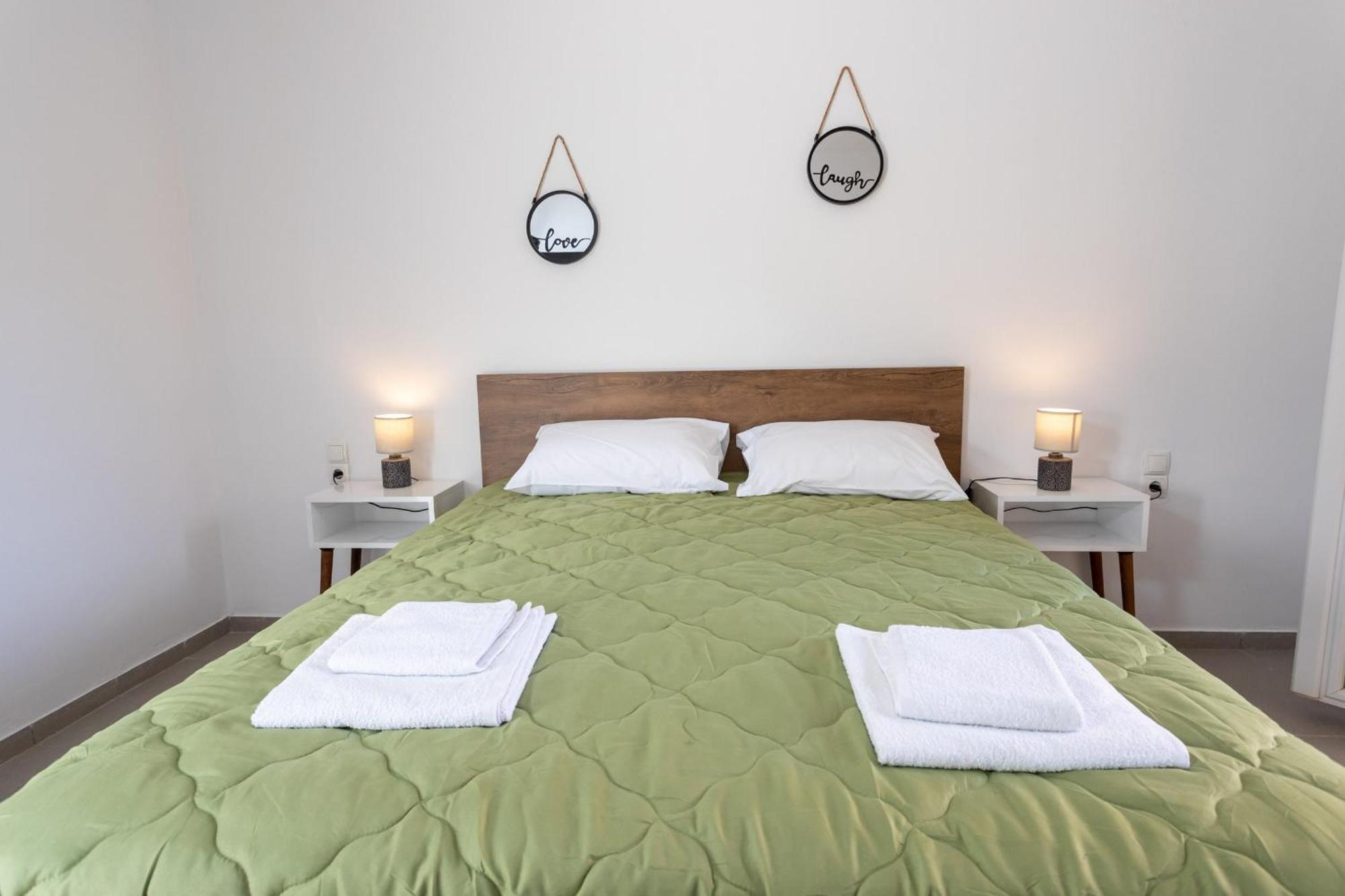 Dionysiasea 2 - Cozy Escape Steps From The Beach! Gazi Exterior photo