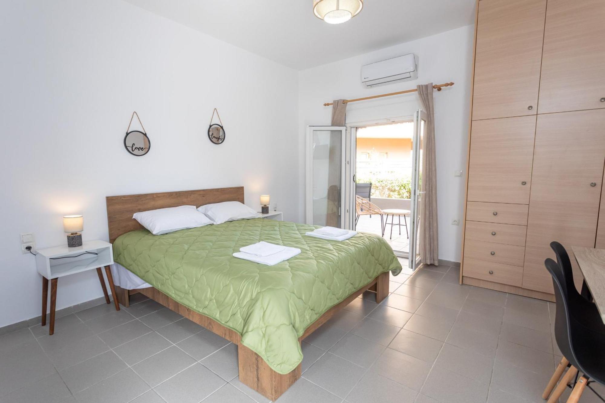 Dionysiasea 2 - Cozy Escape Steps From The Beach! Gazi Exterior photo